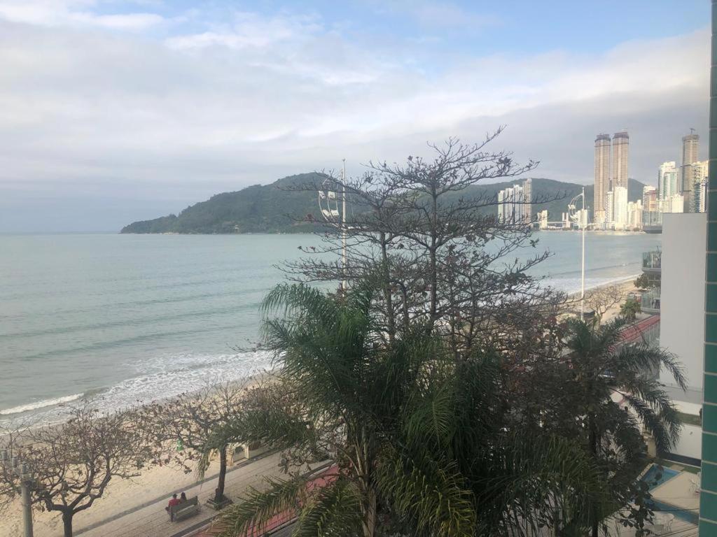 Baln Camboriu - Beira Mar Apartment Balneario Camboriu Luaran gambar